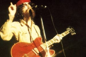 Raul Seixas 80 anos: o ‘maluco beleza’ que reinventou o rock brasileiro