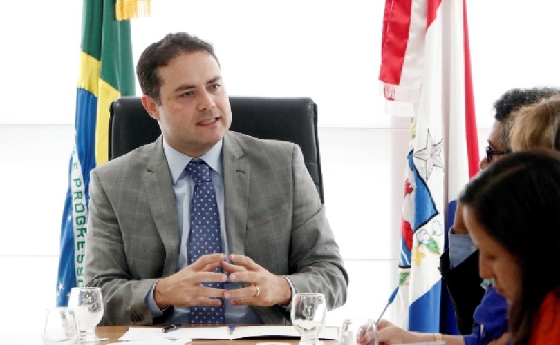 Renan Filho anuncia novos investimentos para a educação pública estadual